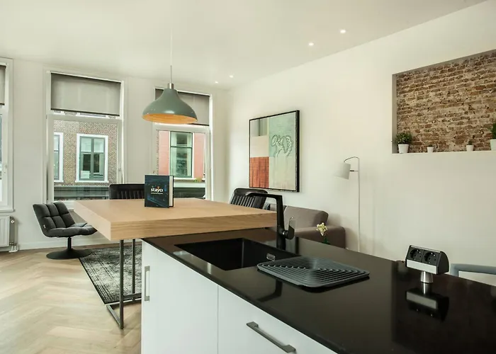 Stayci Serviced Denneweg * The Hague