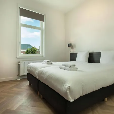 Stayci Serviced Denneweg Apartament *