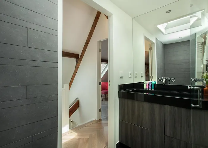 アパート Stayci Serviced Denneweg デン・ハーグ